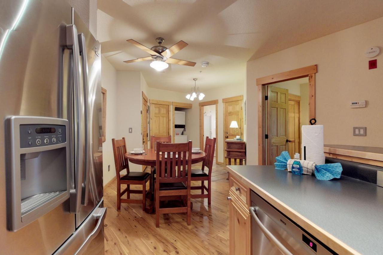 Tenderfoot Lodge Keystone Kültér fotó
